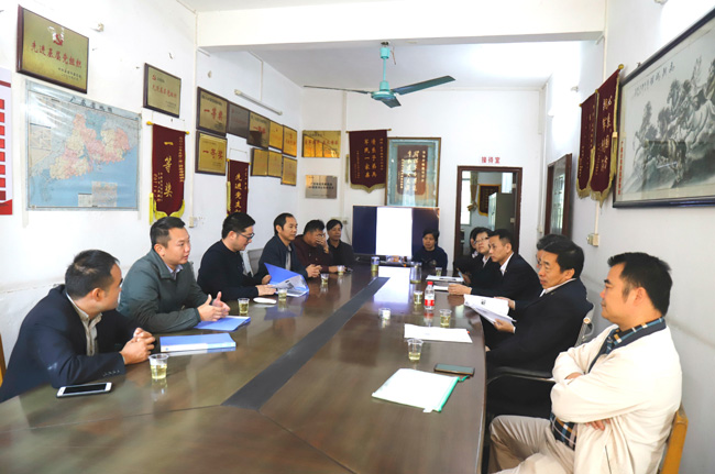 扶貧助貧| 廣電計量黨委書記黃敦鵬一行赴英德市對口幫扶村開展精準扶貧工作